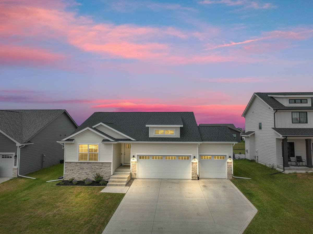 Bondurant, IA 50035,216 11th Ct NW