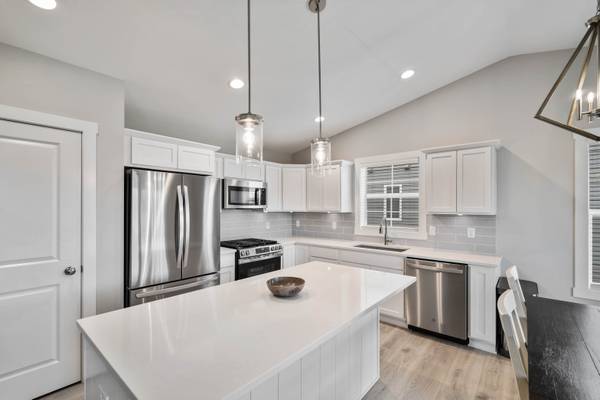 Bondurant, IA 50035,216 11th Ct NW