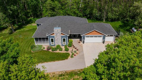 2405 North Dakota AVE, Ames, IA 50014