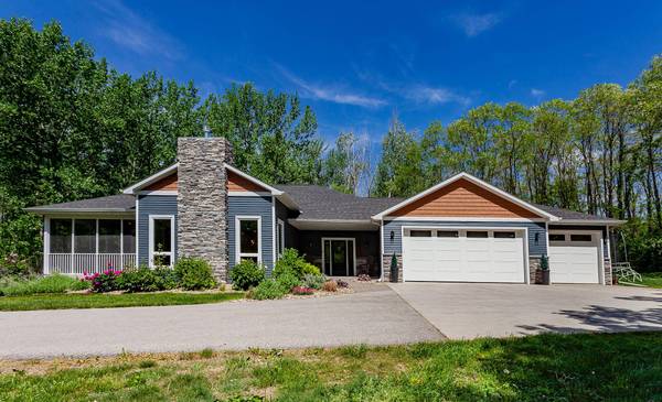 2405 North Dakota AVE, Ames, IA 50014