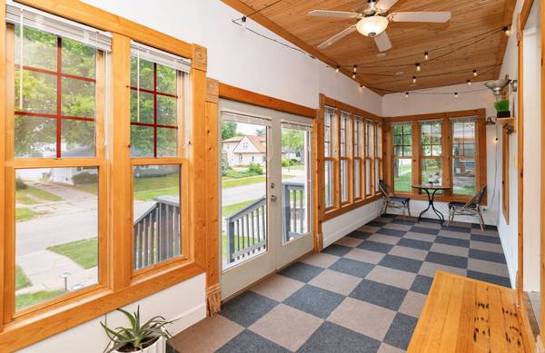 713 9th Street, West Des Moines, IA 50265