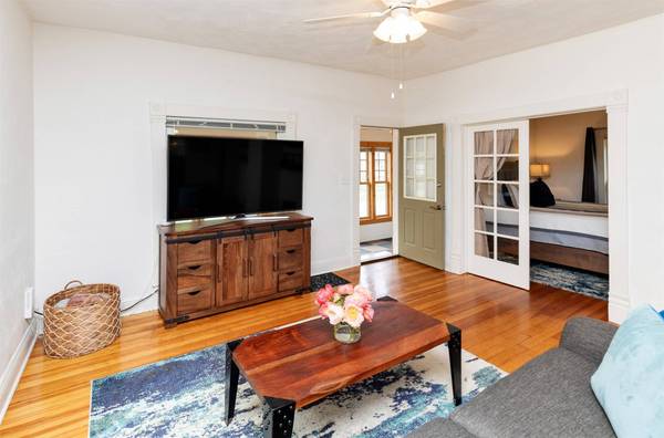 713 9th Street, West Des Moines, IA 50265