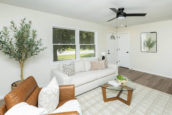 401 NE Harvey ST, Grimes, IA 50111