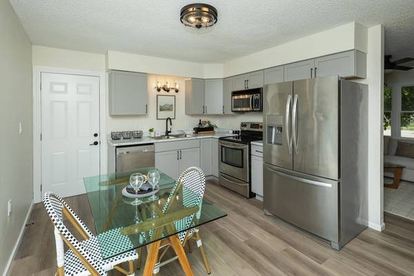 401 NE Harvey ST, Grimes, IA 50111