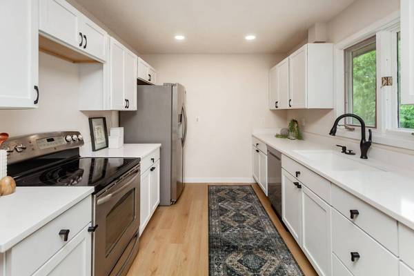 206 7th ST, Nevada, IA 50201