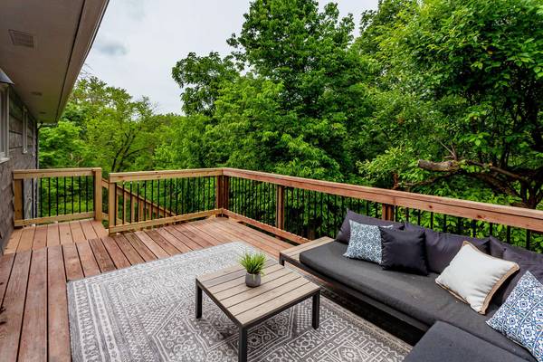 206 7th ST, Nevada, IA 50201