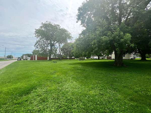 Decora AVE, Ellsworth, IA 50075