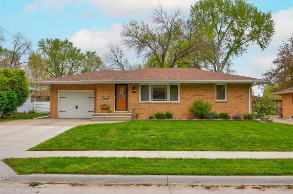 422 SE 3rd Street, Ankeny, IA 50021