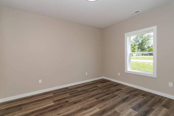 401 N Pearl ST, Zearing, IA 50278