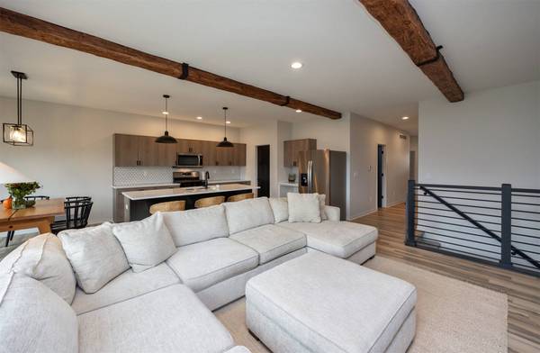 2205 Barry Drive, Adel, IA 50003