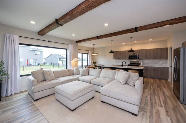 2205 Barry Drive, Adel, IA 50003