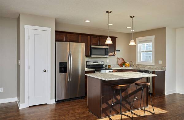 2714 NW Lois Lane, Ankeny, IA 50023