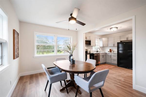 160 N 8th Street, IA 50154