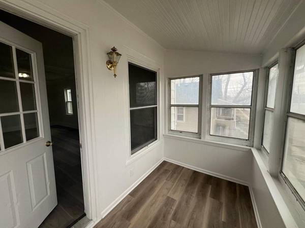 2811 Oxford Street, Des Moines, IA 50313