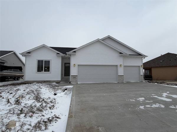 335 Springer Court, Madrid, IA 50156