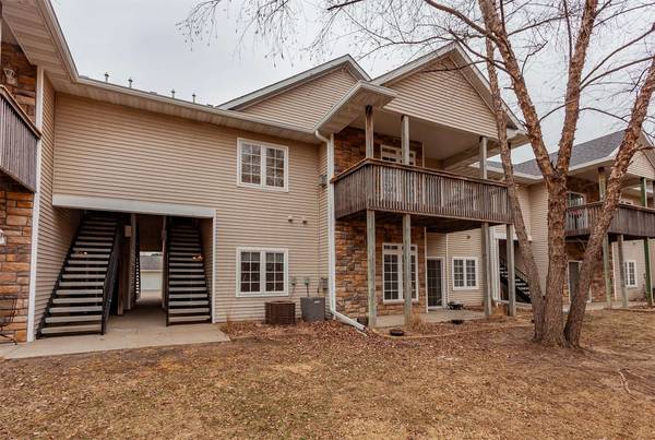 1709 34th Avenue SW #5, Altoona, IA 50009