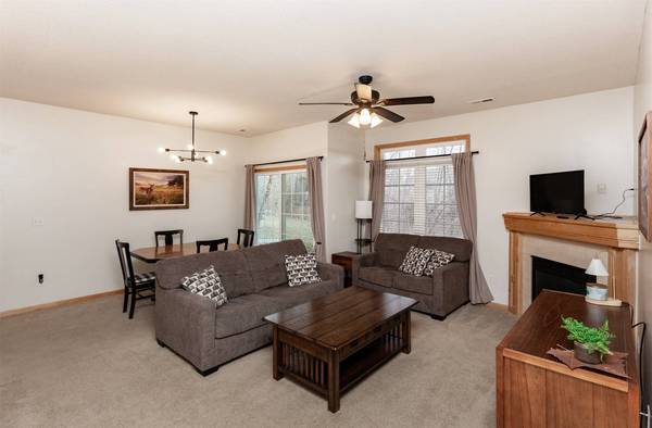 1709 34th Avenue SW #5, Altoona, IA 50009