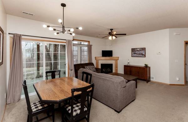 1709 34th Avenue SW #5, Altoona, IA 50009