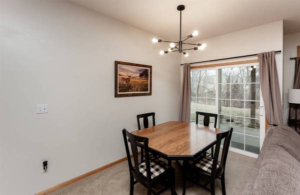 1709 34th Avenue SW #5, Altoona, IA 50009