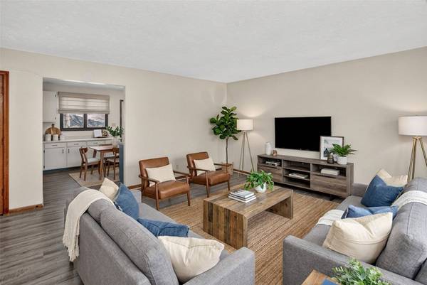 615 Ken Maril Road #617, Ames, IA 50010