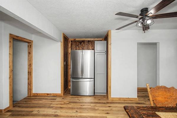 3240 Hammond Avenue, Stanhope, IA 50246