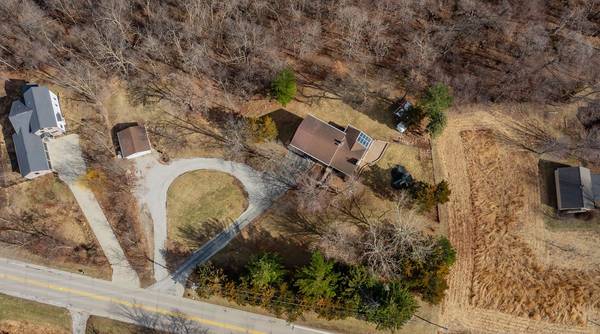 413 W Riverside Road, Ames, IA 50010