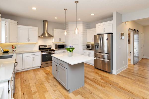 1416 NW Pine View Circle, Ankeny, IA 50023