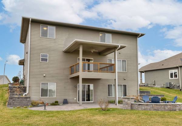 1416 NW Pine View Circle, Ankeny, IA 50023