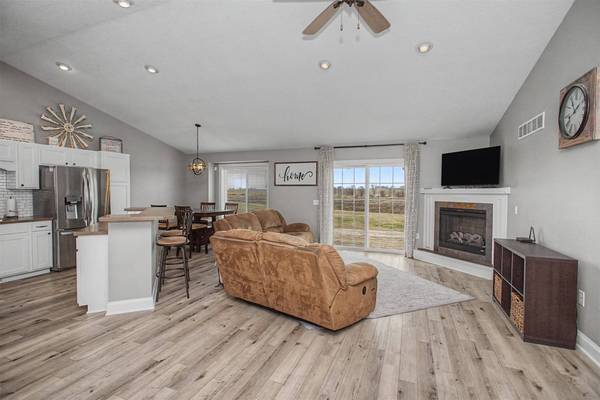 2374 380th Street, Jewell, IA 50130