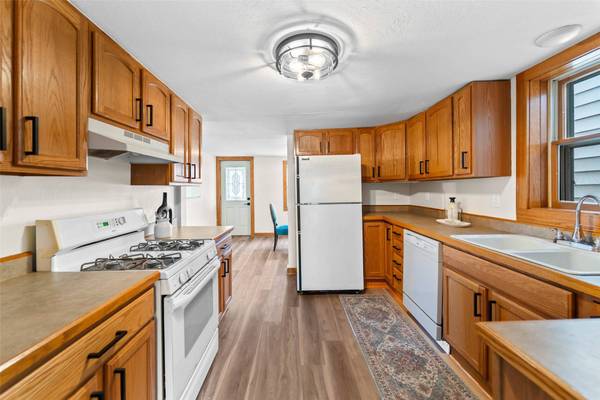 728 5th Street, Colo, IA 50056