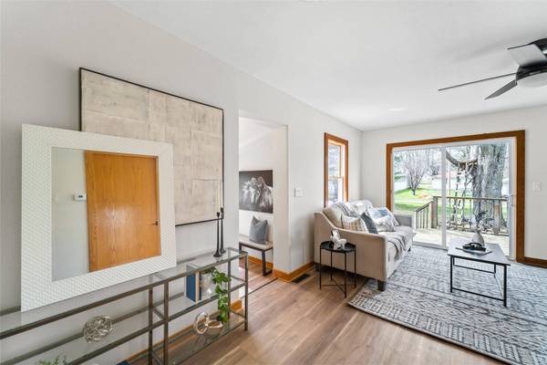 728 5th Street, Colo, IA 50056