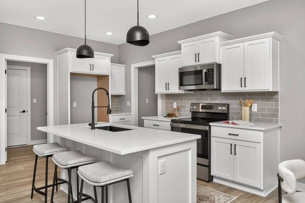 205 11th Court NW, Bondurant, IA 50035