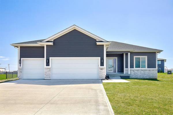 205 11th Court NW, Bondurant, IA 50035