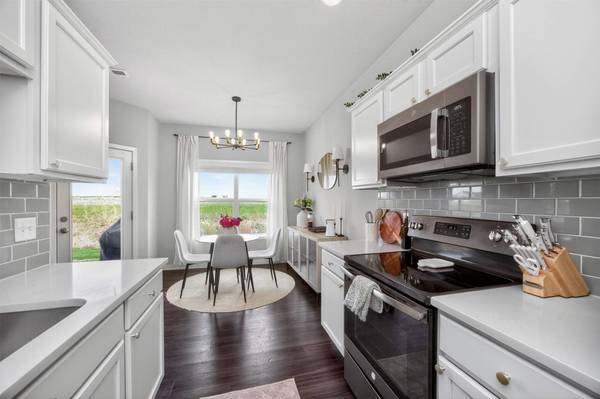 213 NE Glendale Lane, Ankeny, IA 50021