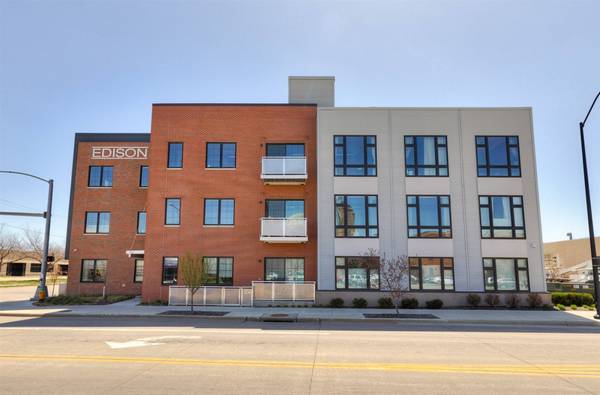 450 SW 7th Street #304, Des Moines, IA 50309