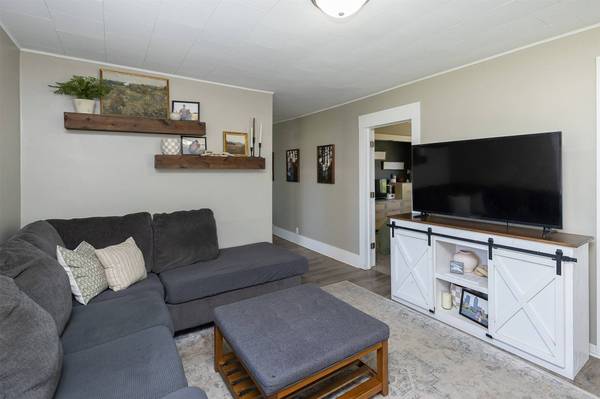 409 4th Avenue, Collins, IA 50055