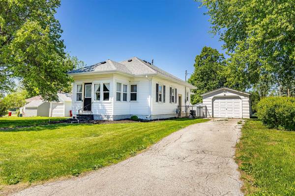 409 4th Avenue, Collins, IA 50055