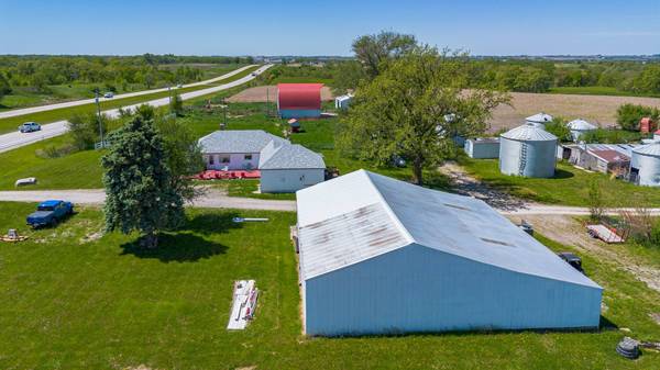 9573 Highway 330 N, Collins, IA 50055