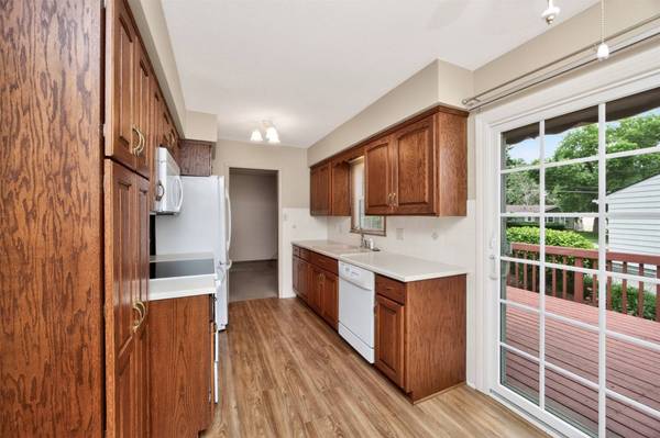 5011 Lower Beaver Road, Des Moines, IA 50310