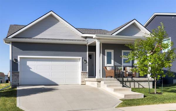 1656 Howard Drive, Norwalk, IA 50211