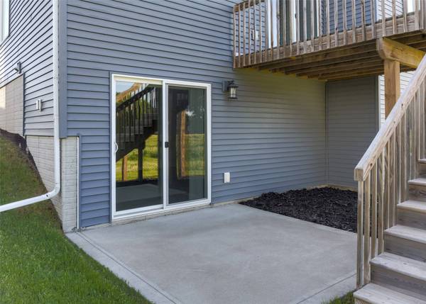 1656 Howard Drive, Norwalk, IA 50211