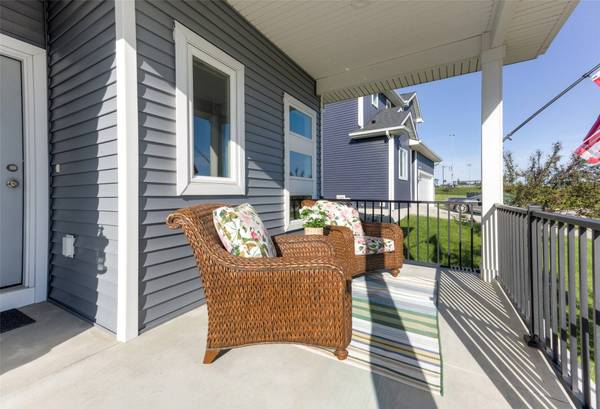 1656 Howard Drive, Norwalk, IA 50211