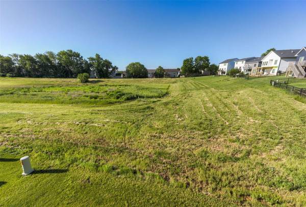 1656 Howard Drive, Norwalk, IA 50211
