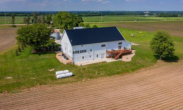 57304 210 Highway, Cambridge, IA 50046