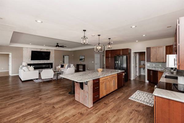13186 Clearview Court, Moravia, IA 52571