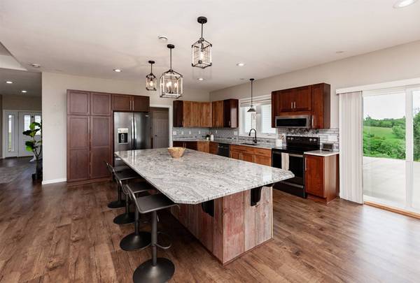 13186 Clearview Court, Moravia, IA 52571