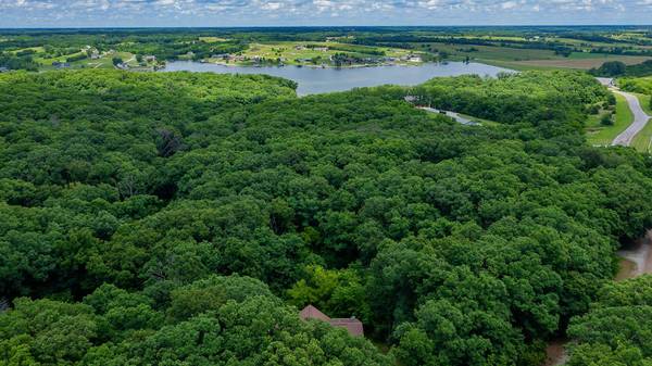 15300 Big Buck Run, Moravia, IA 52571