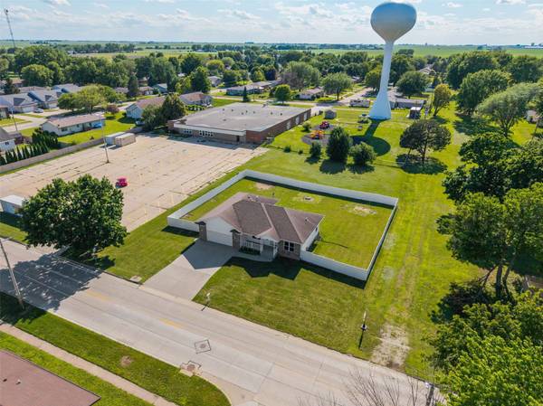 1315 Beach Avenue, Webster City, IA 50595