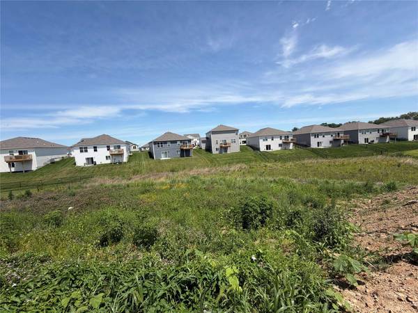 2907 Oak Street, Norwalk, IA 50211