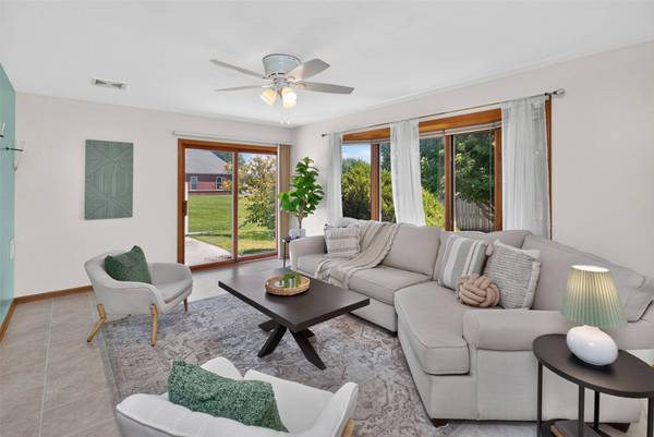 1520 Prairie Drive, Story City, IA 50248